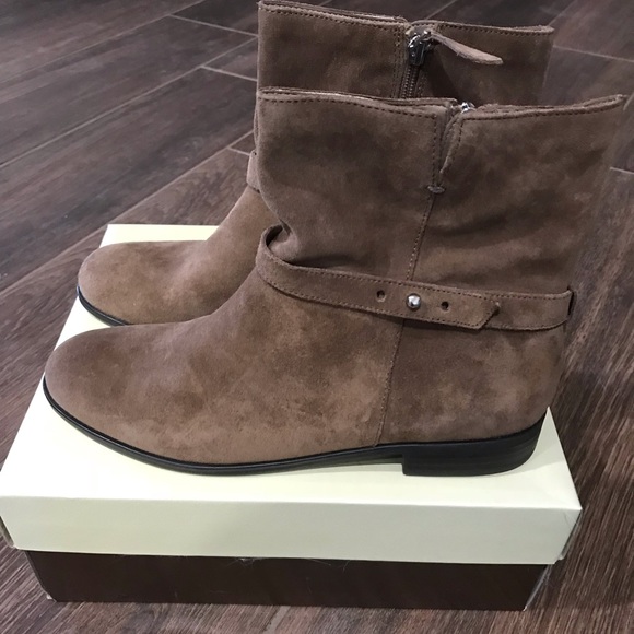 NIB Franco Sarto Suede Boots in Sz 9.5 - Picture 1 of 3
